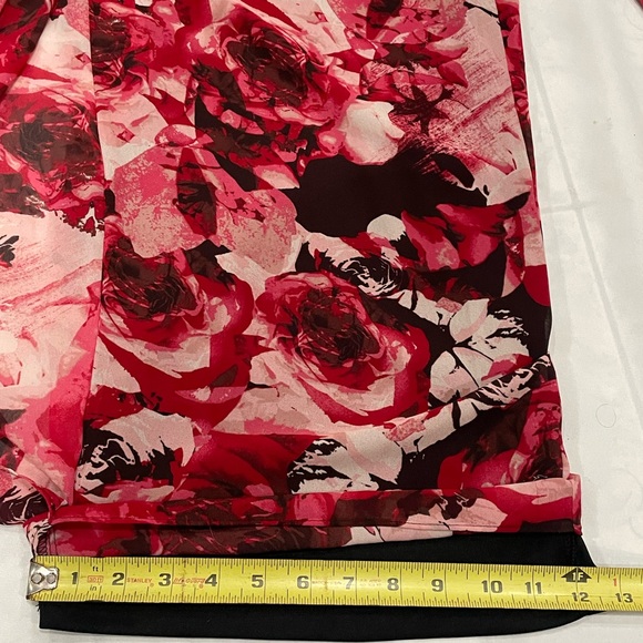 White House Black Market Red and Black Floral pants&Jumpsuits looks New perfect - Picture 14 of 16